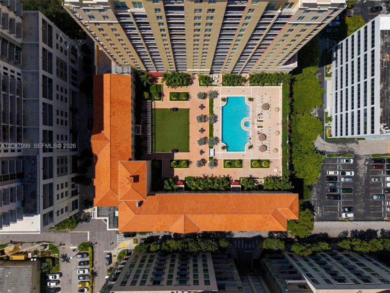 7350 SW 89th St, Unit 411S, Miami, FL 33156 Photo
