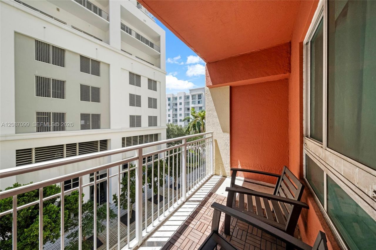 7350 SW 89th St, Unit 411S, Miami, FL 33156 Photo