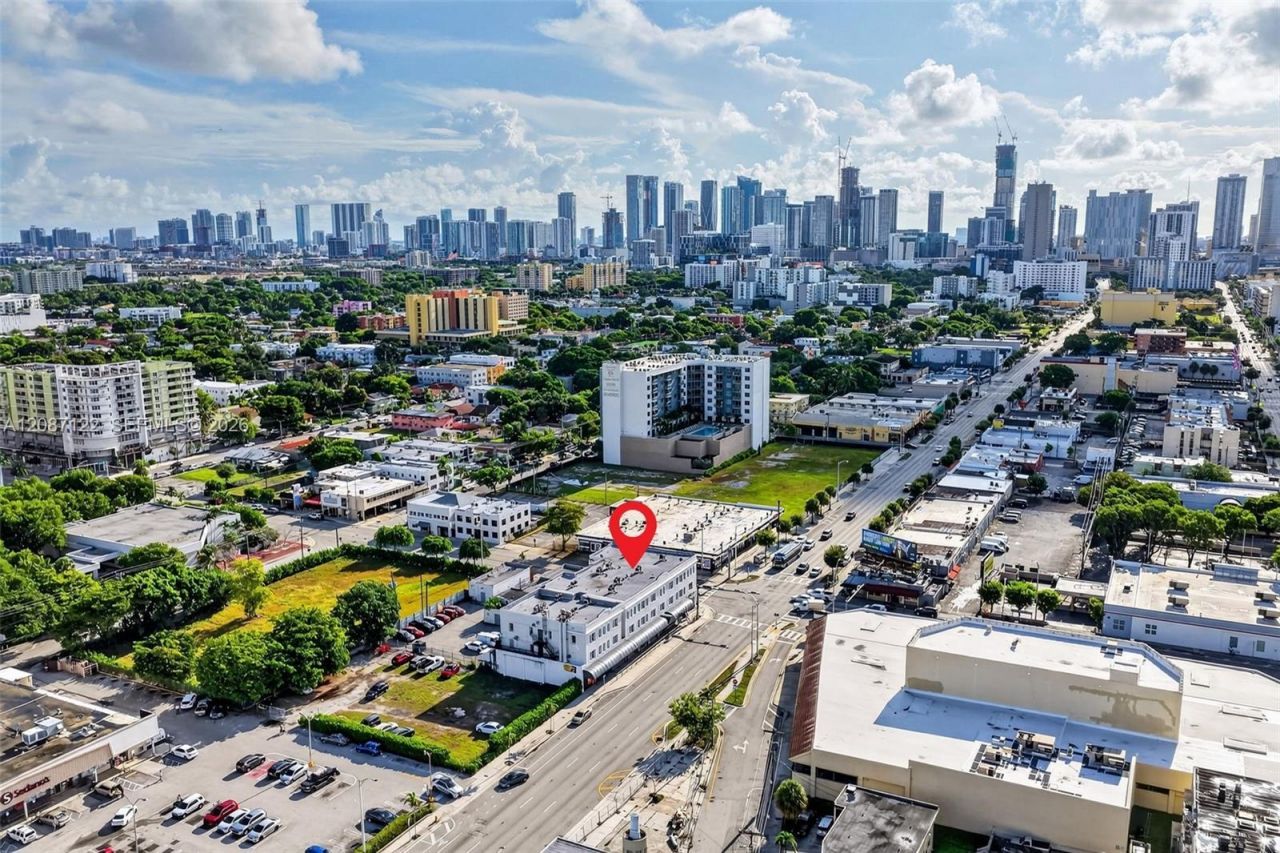 1203 W Flagler St, Miami, FL 33135 Photo