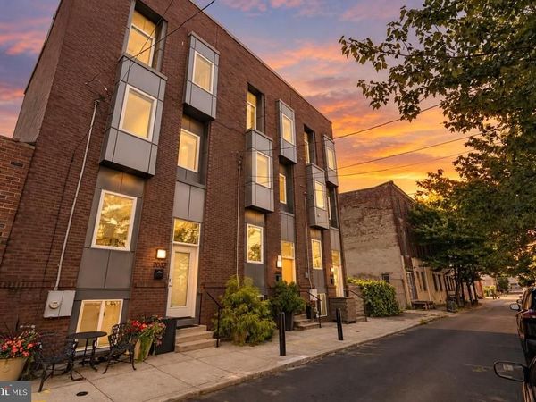 2030 E ARIZONA STREET, PHILADELPHIA, PA 19125