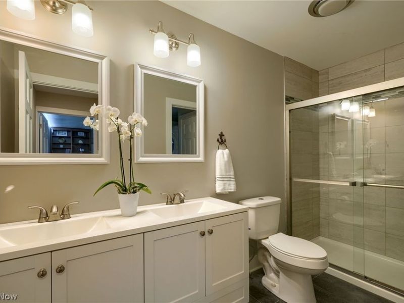 700 Tall Oaks Court, Newark, OH 43055 Photo 25