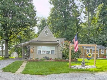 10731 Piqua Drive, Huntsville, OH 43324
