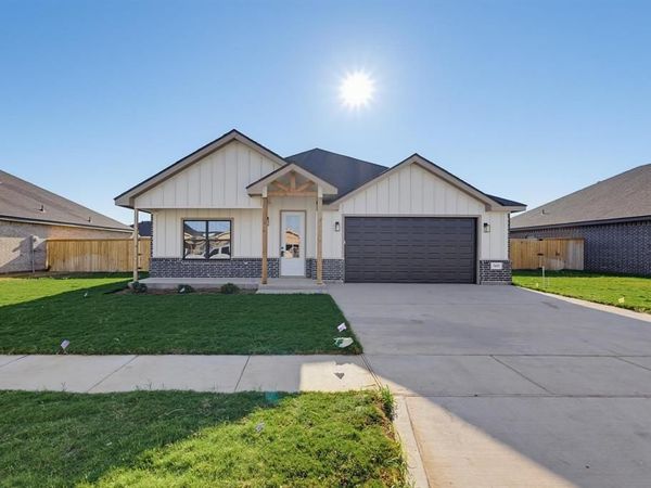 7659 Lake Ridge Parkway, Abilene, TX 79602