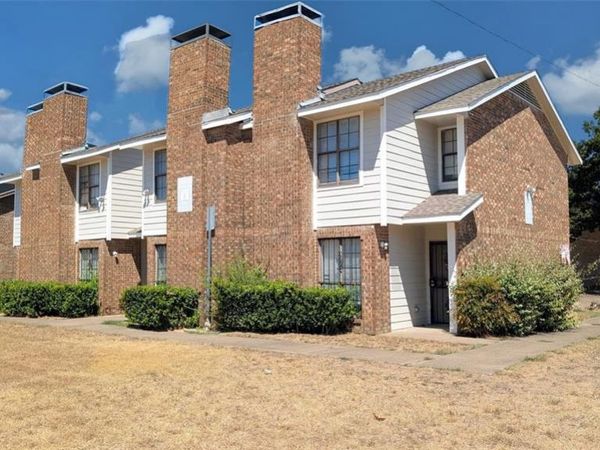 8001 Rothington Road, Unit 11, Dallas, TX 75227
