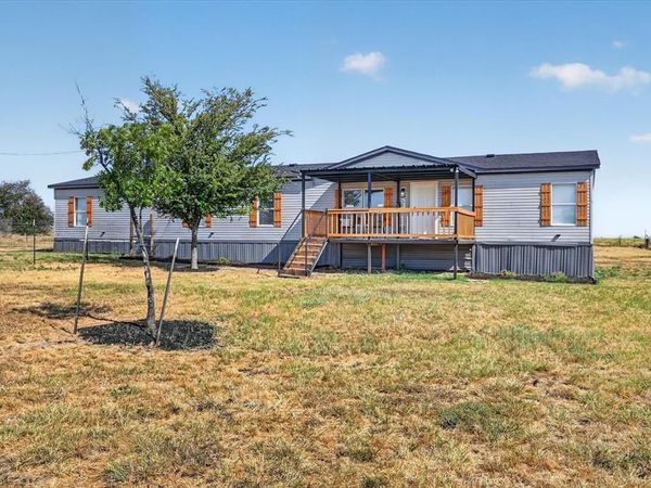 312 Private Road 4437, Rhome, TX 76078