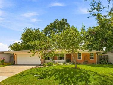 7336 Edgerton Drive, Dallas, TX 75231
