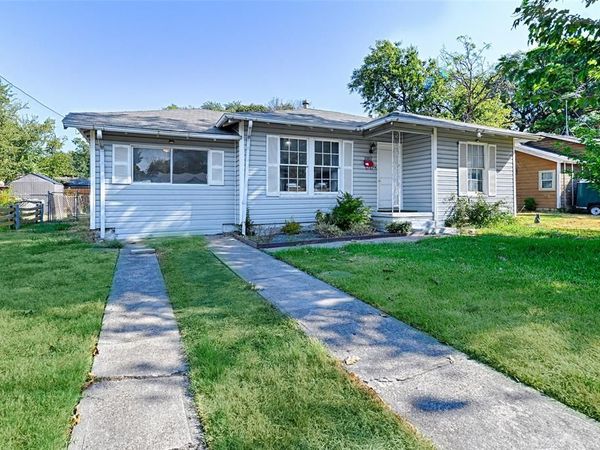 1007 E Russell Avenue, Carrollton, TX 75006