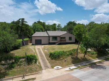 3134 W Jefferson Boulevard, Dallas, TX 75211