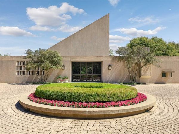 1400 Shady Oaks Lane , Westover Hills, TX 76107