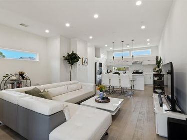 145 N Henderson Avenue, Unit 107, Dallas, TX 75214
