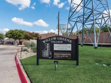 17490 Meandering Way, Unit 202, Dallas, TX 75252