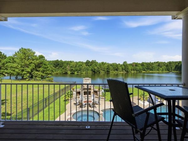 10936 Deer Creek Drive, Tyler, TX 75707