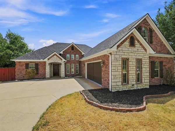 3117 Preston Club Drive, Sherman, TX 75092
