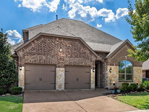207 Charleston Lane, Fate, TX 75189