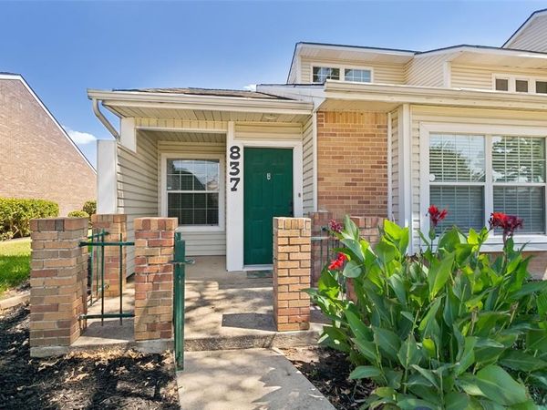 837 Summercreek Drive, Lewisville, TX 75067