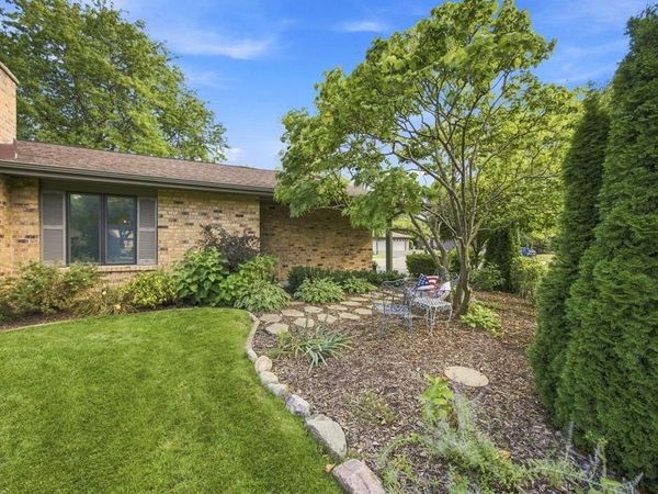 38 Jewel Lane N, Plymouth, MN 55447