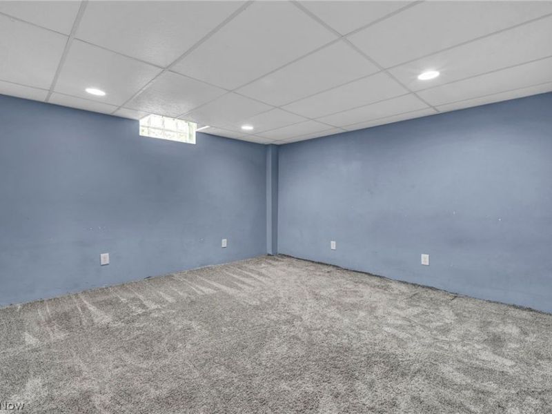 991 Hartshorn Street, Alliance, OH 44601 Photo 17