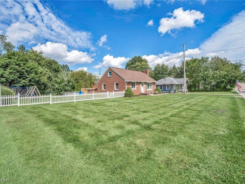 991 Hartshorn Street, Alliance, OH 44601 Photo 7