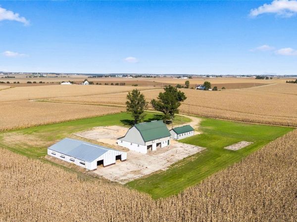 4975 240th Street, Walcott, IA 52773