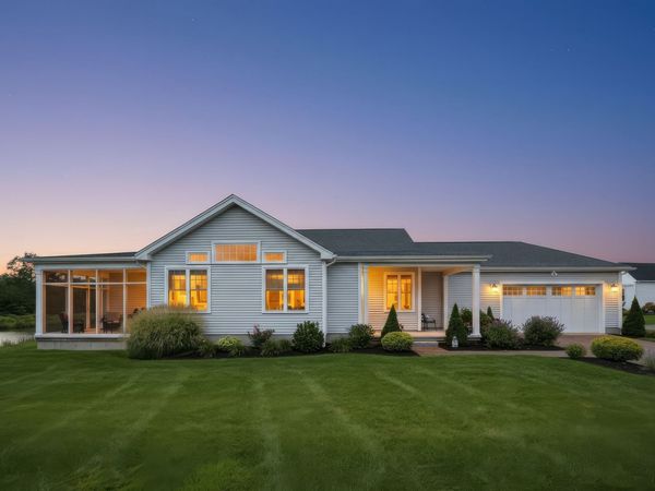99 Sophia Dr, Rehoboth, MA 02769