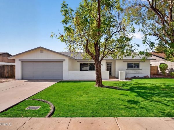 247 E CHILTON Drive, Tempe, AZ 85283