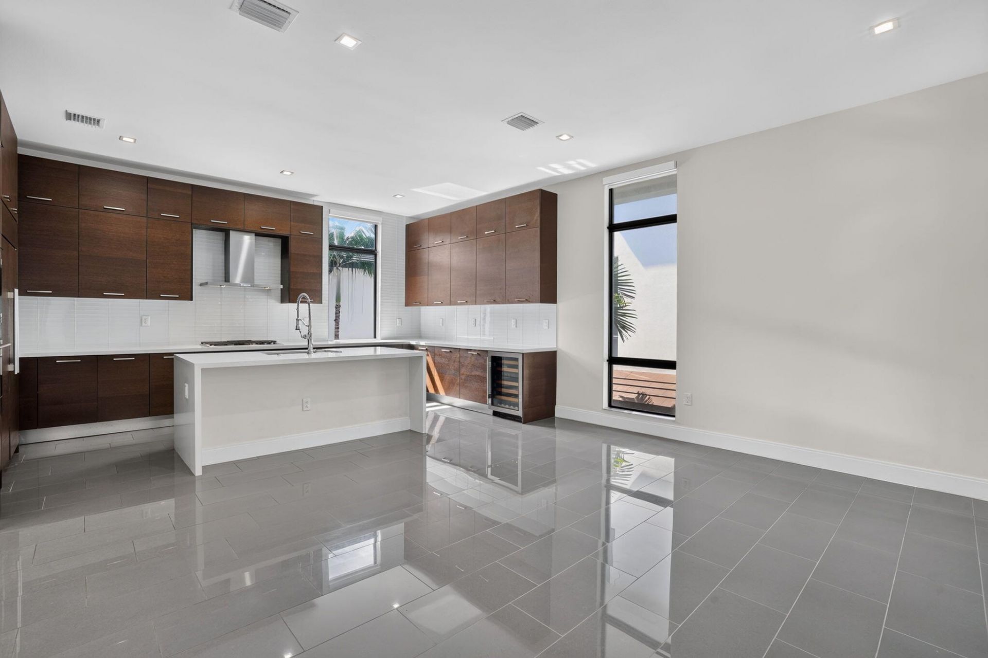 8243 NW 48th Street, Doral, FL 33166 Photo