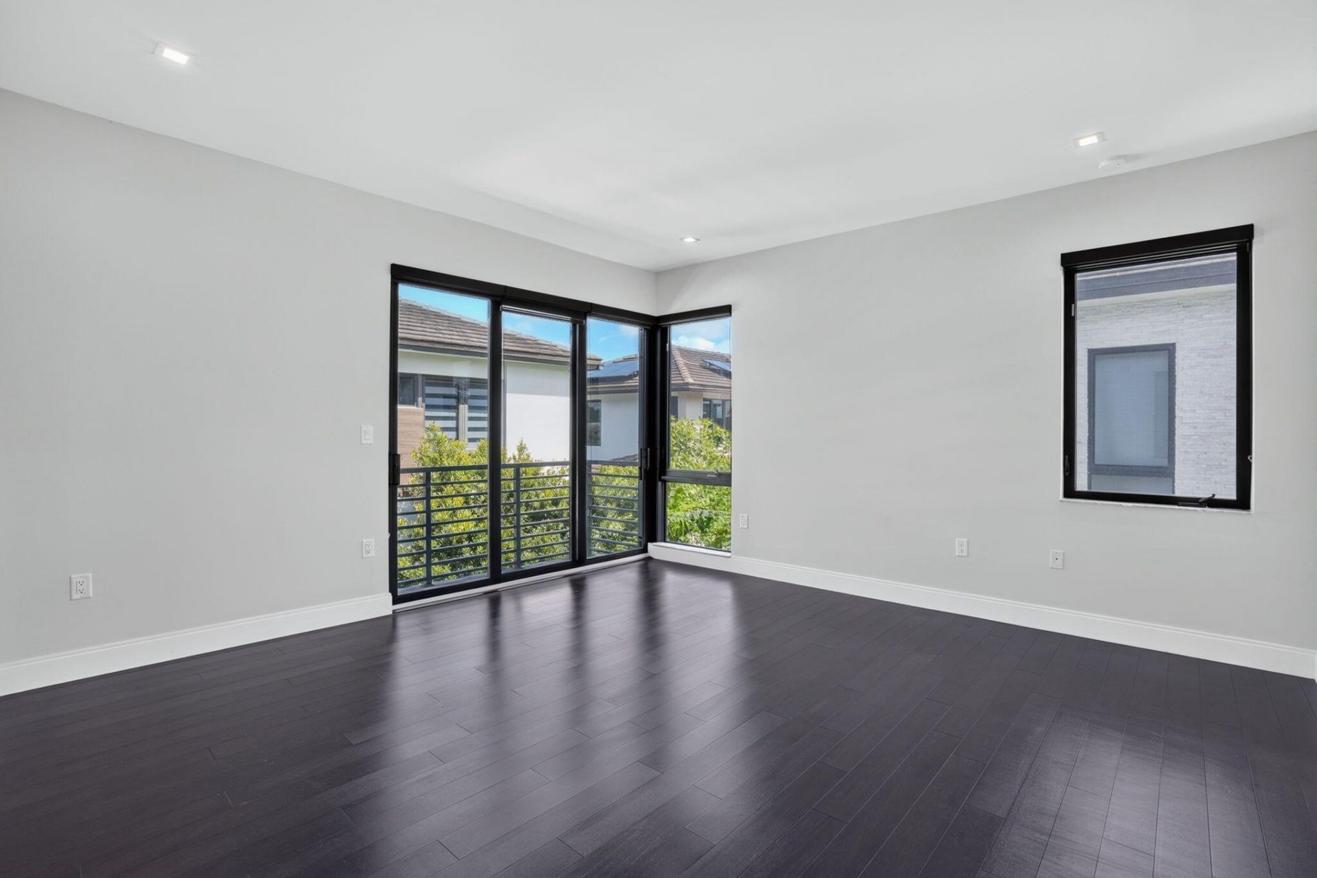 8243 NW 48th Street, Doral, FL 33166 Photo