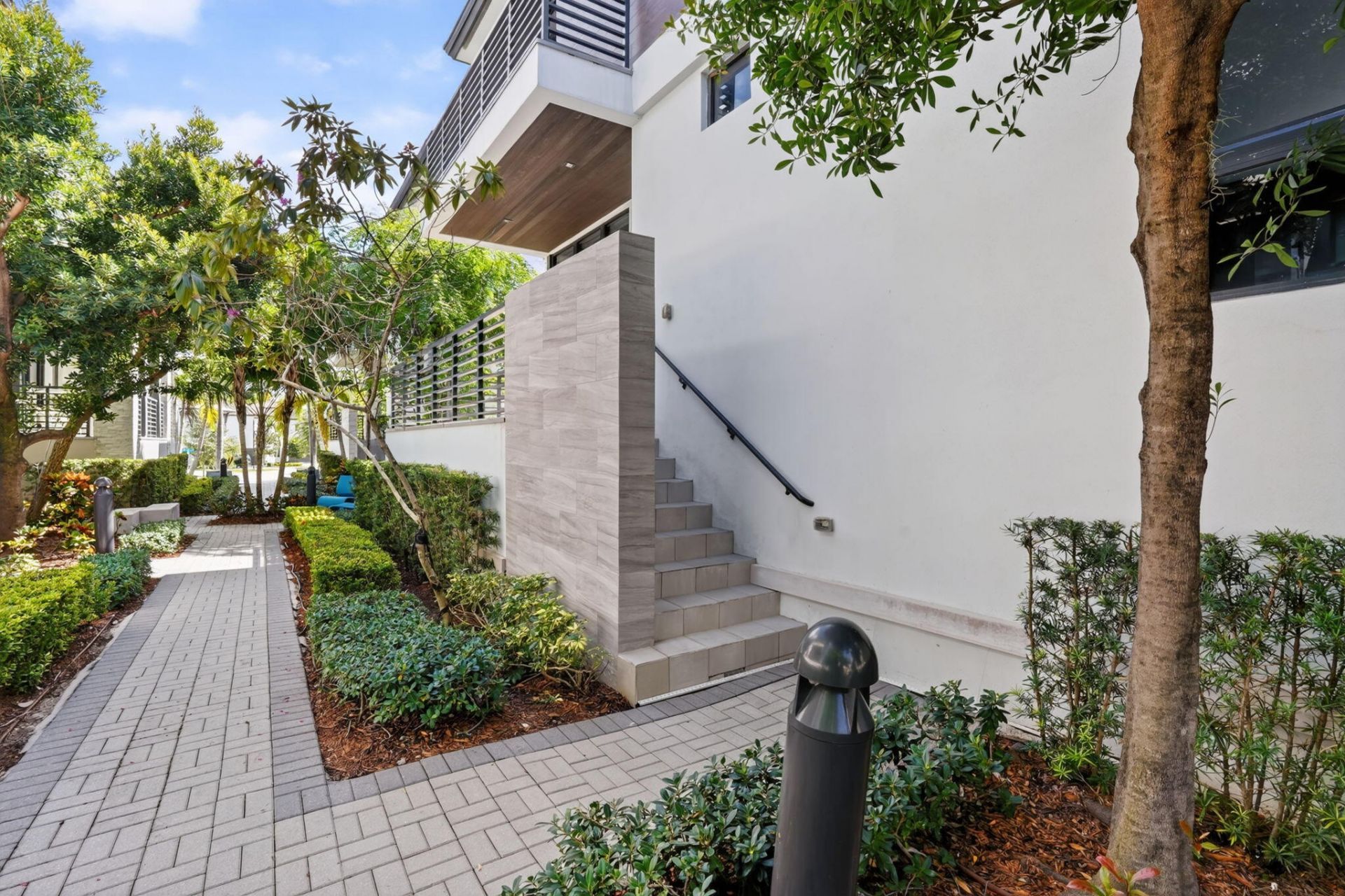 8243 NW 48th Street, Doral, FL 33166 Photo