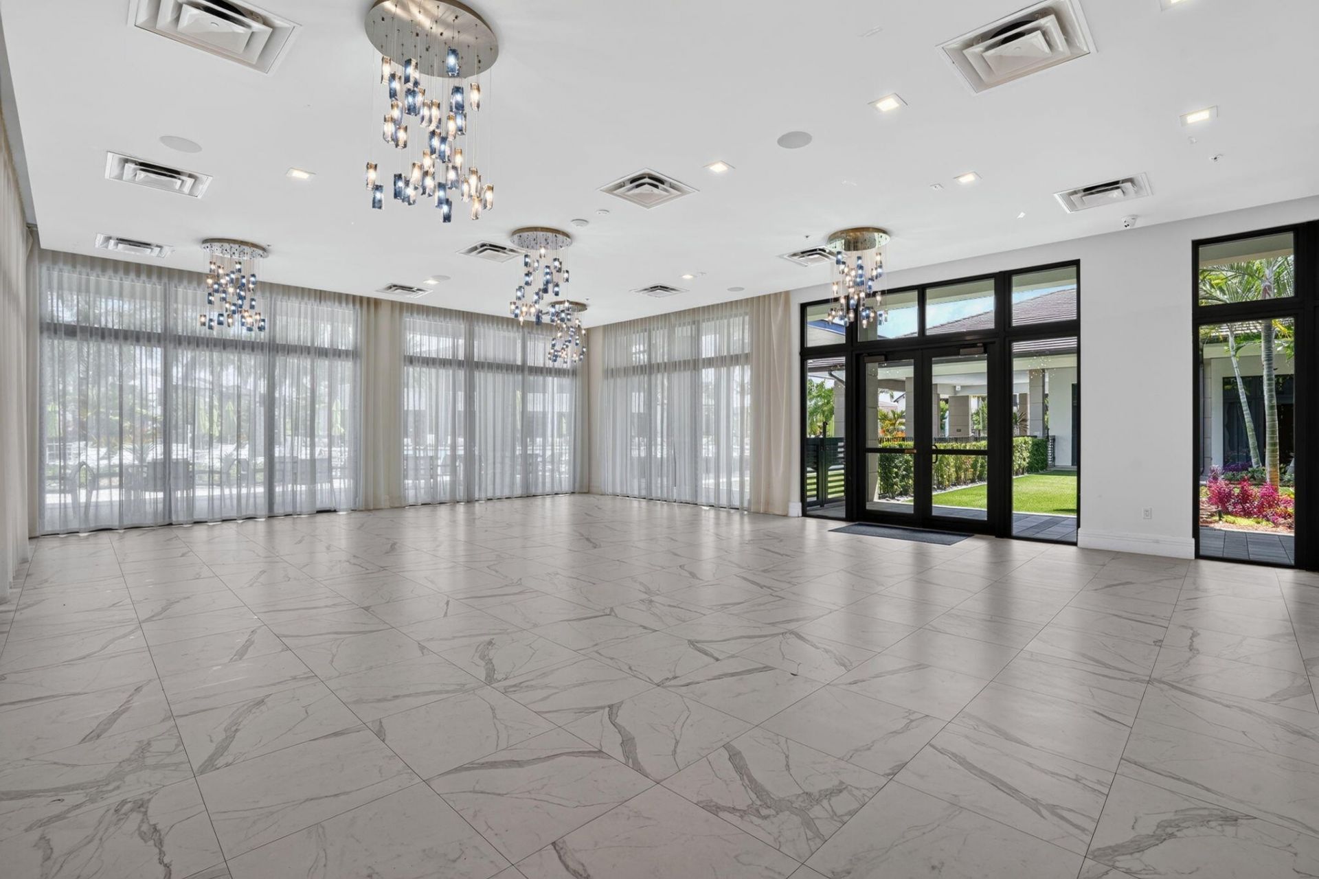 8243 NW 48th Street, Doral, FL 33166 Photo