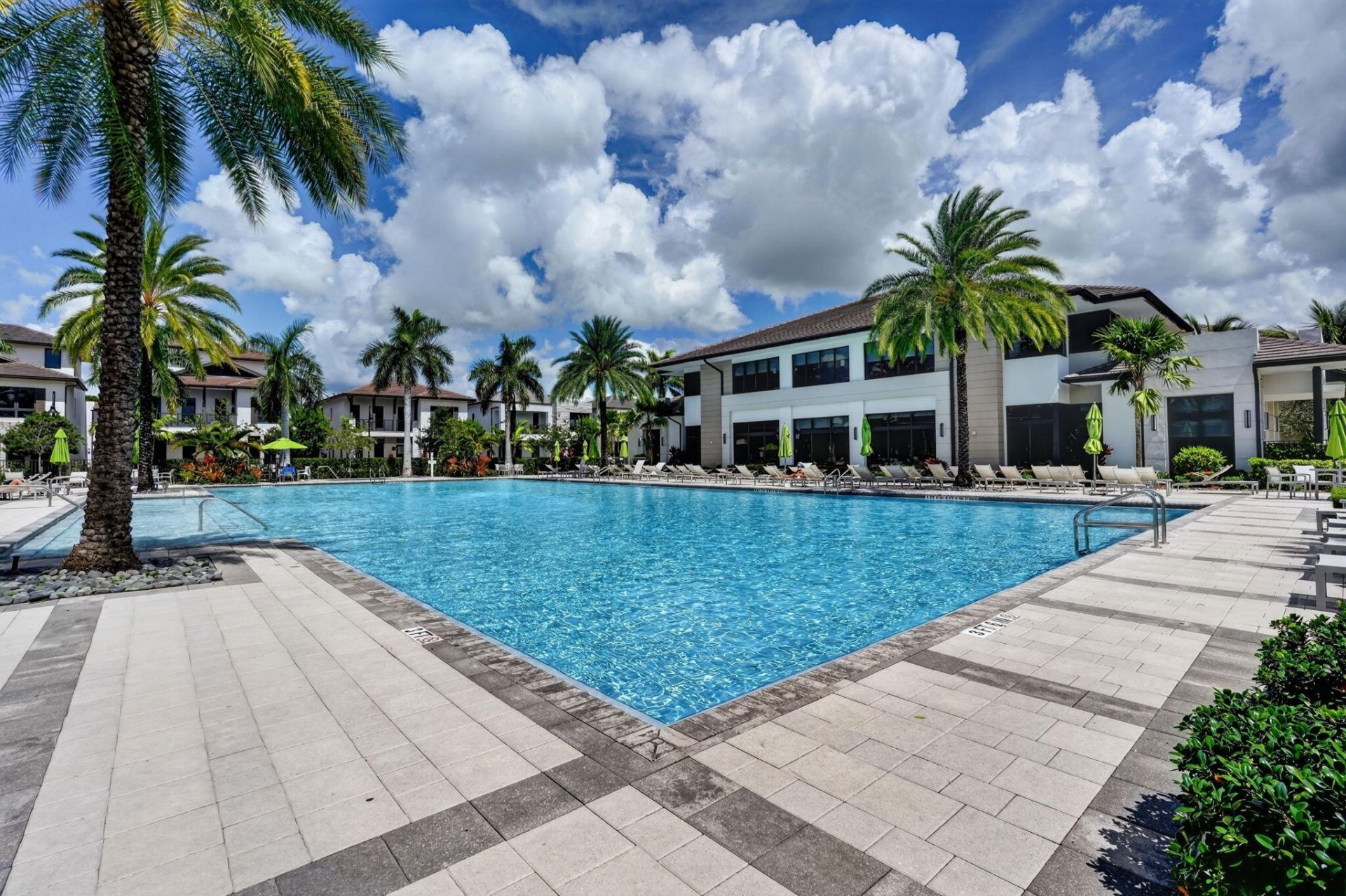 8243 NW 48th Street, Doral, FL 33166 Photo