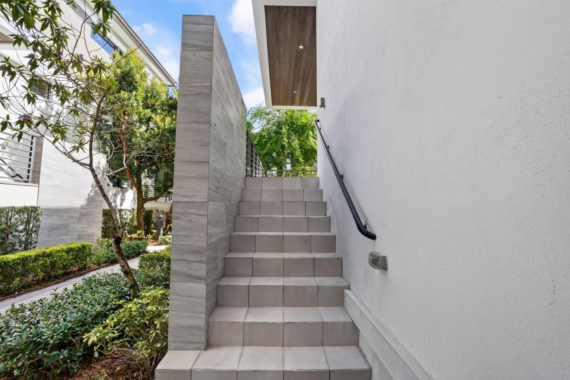 8243 NW 48th Street, Doral, FL 33166 Photo