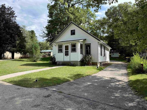1325 Haseltine Court, Richland Center, WI 53581