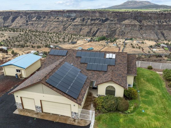 13877 SW Peninsula Drive, Terrebonne, OR 97760