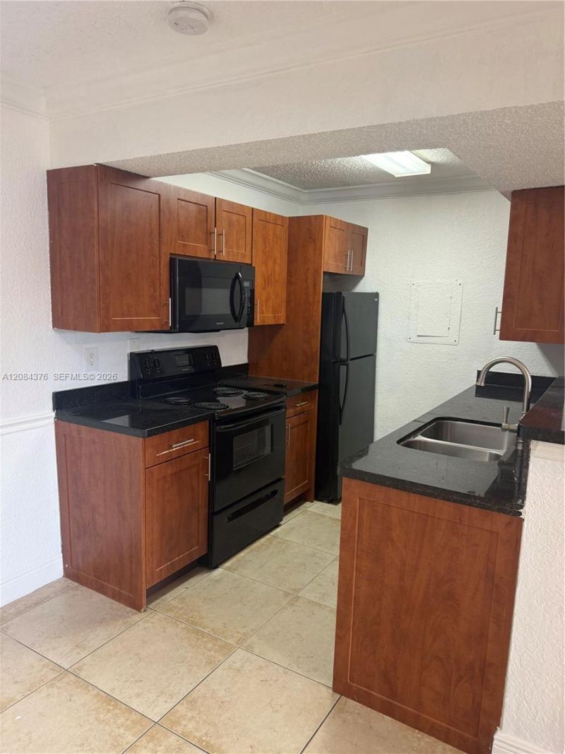 15680 SW 106th Ln, Unit 803, Miami, FL 33196 Photo