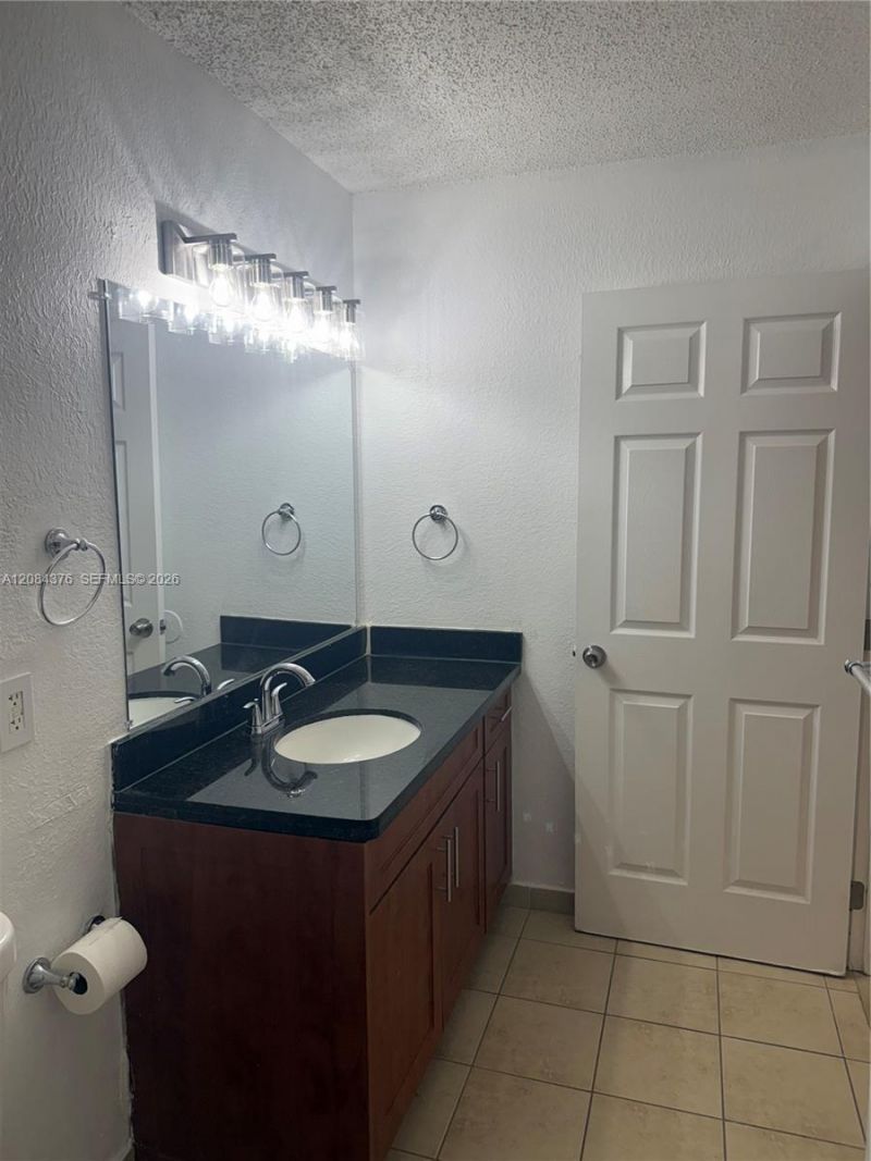 15680 SW 106th Ln, Unit 803, Miami, FL 33196 Photo
