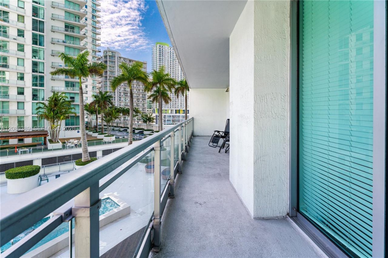 90 SW 3rd St, Unit 1115, Miami, FL 33130 Photo
