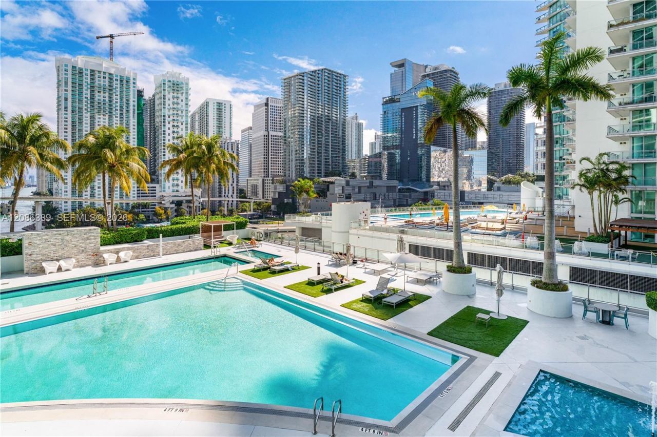 90 SW 3rd St, Unit 1115, Miami, FL 33130 Photo