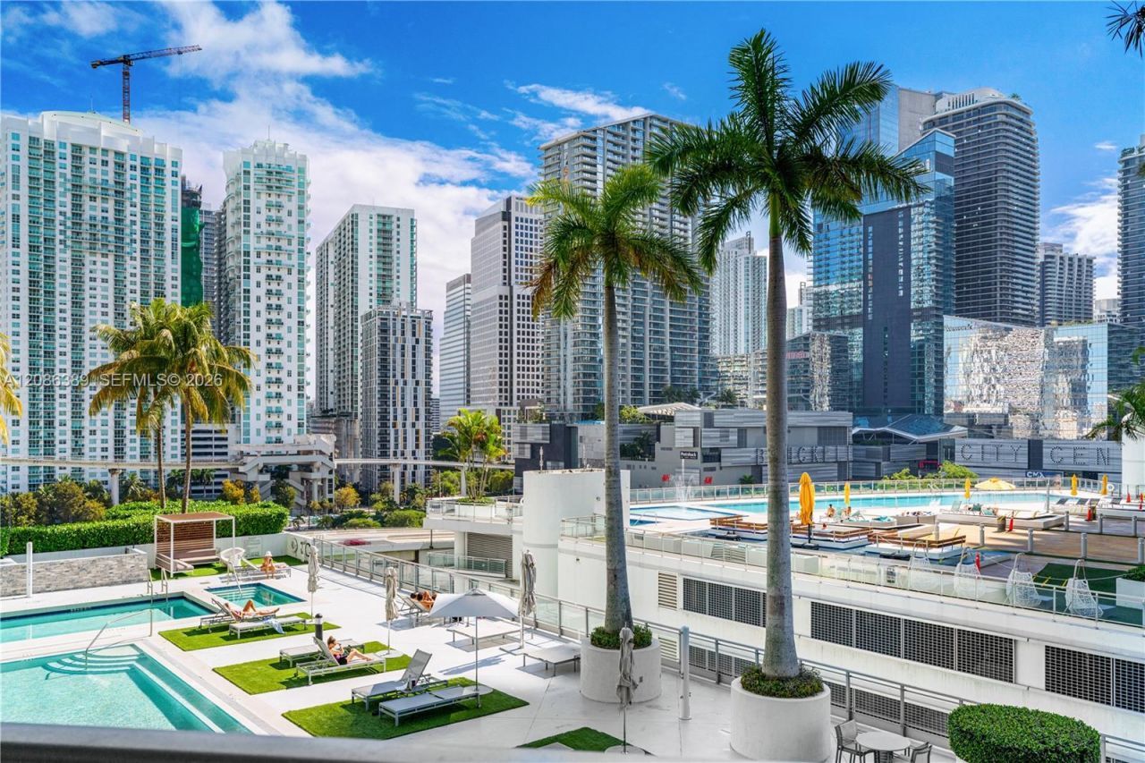 90 SW 3rd St, Unit 1115, Miami, FL 33130 Photo