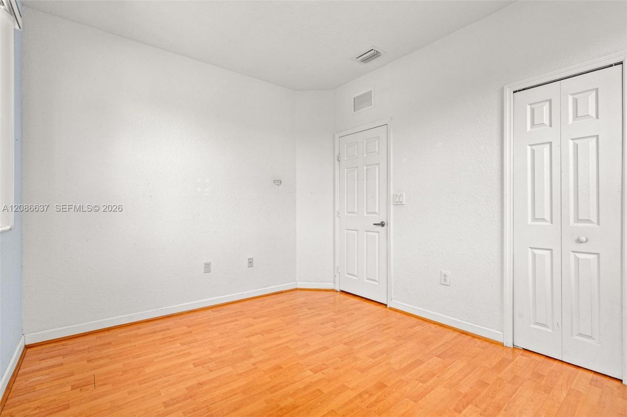 11401 NW 76th Ter, Doral, FL 33178 Photo
