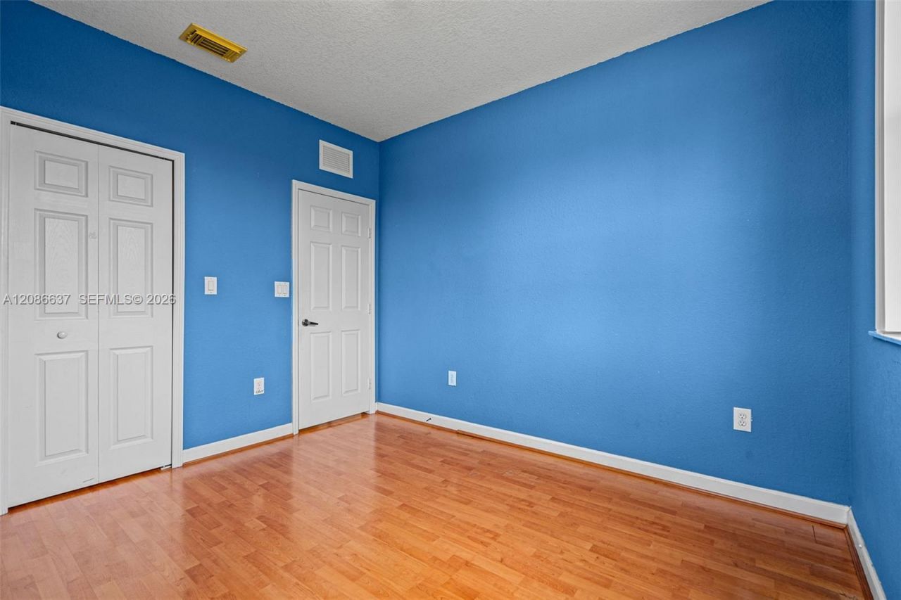 11401 NW 76th Ter, Doral, FL 33178 Photo