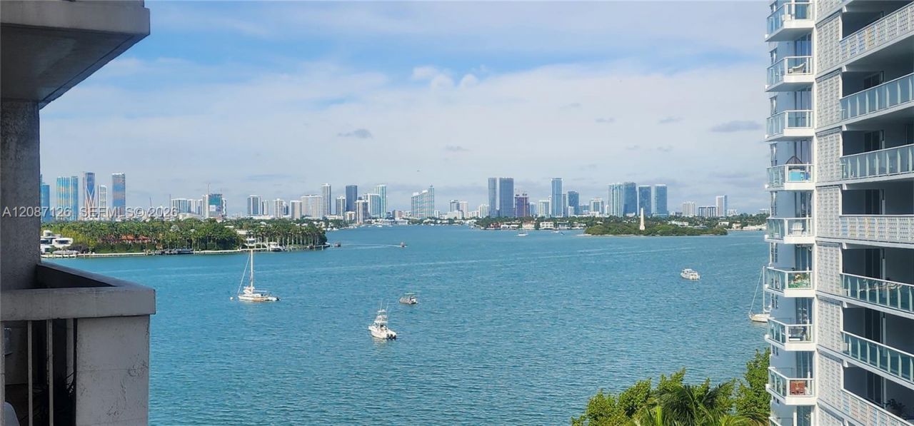 800 West Ave, Unit 836, Miami Beach, FL 33139 Photo