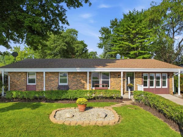 1414 Scots Lane, New Haven, IN 46774