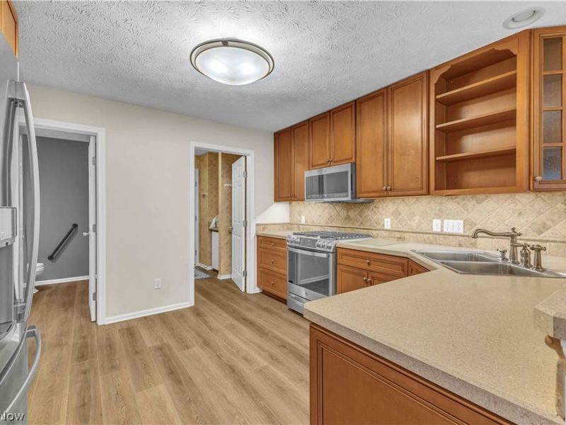 721 Cranberry Court, Avon Lake, OH 44012 Photo 13