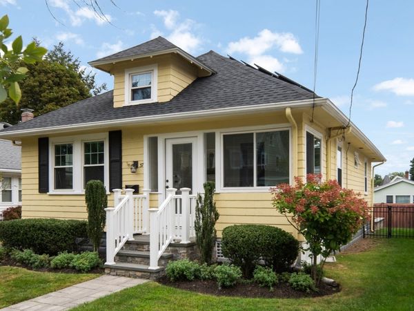 37 Lynde Ave, Melrose, MA 02176