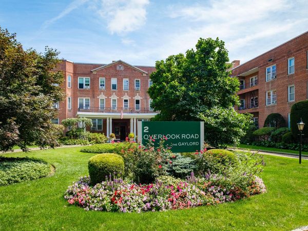 2 Overlook Road , Unit 2A3, White Plains, NY 10605