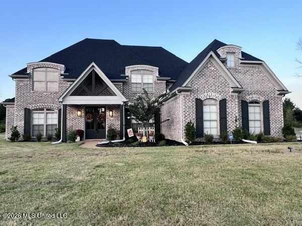 398 Poplar Lane, Holly Springs, MS 38635
