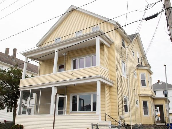 73 Wooley St, Fall River, MA 02724