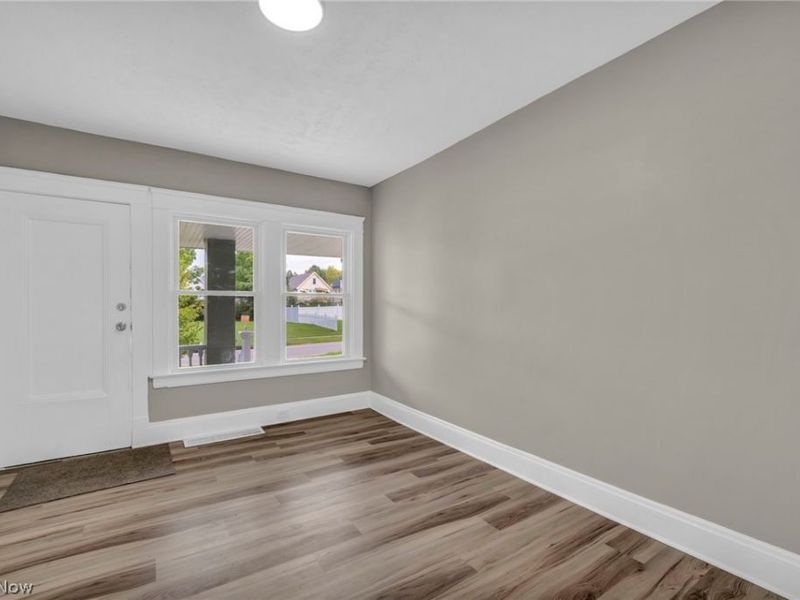 13504 Ashburton Avenue, Cleveland, OH 44110 Photo 11
