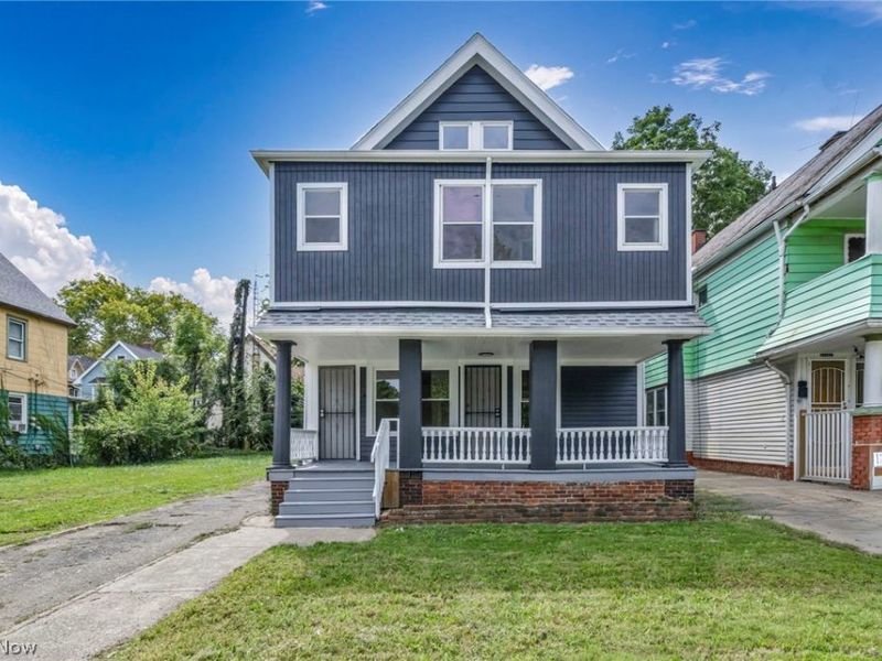 13504 Ashburton Avenue, Cleveland, OH 44110 Photo 2