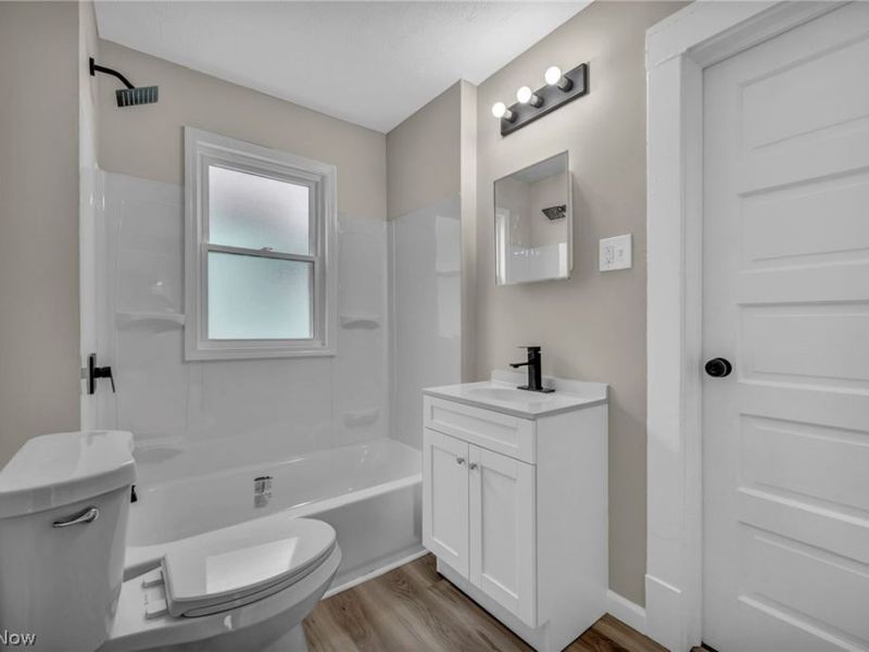 13504 Ashburton Avenue, Cleveland, OH 44110 Photo 28